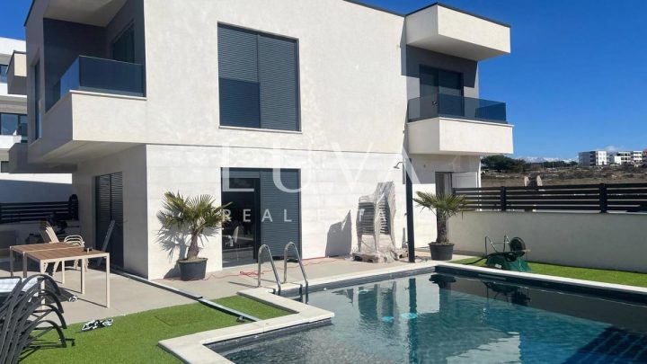 House for sale 140 m² – Pag