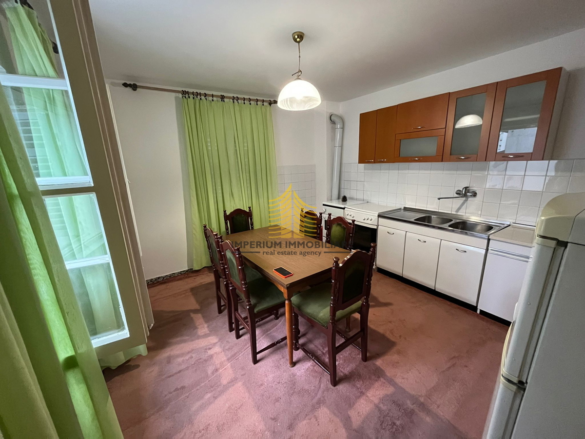 Casa In vendita - SPLITSKO-DALMATINSKA SPLIT