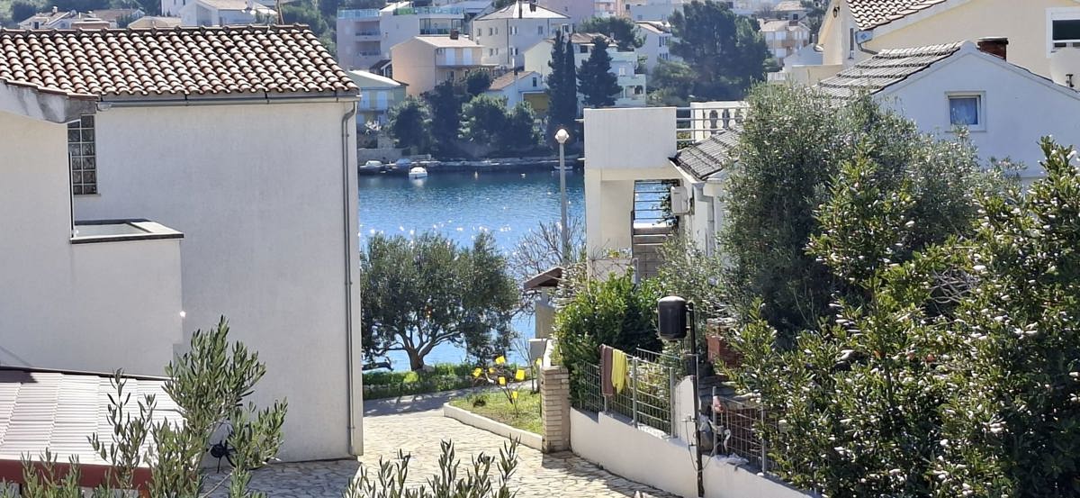 Dom Na predaj - ŠIBENSKO-KNINSKA ŠIBENIK