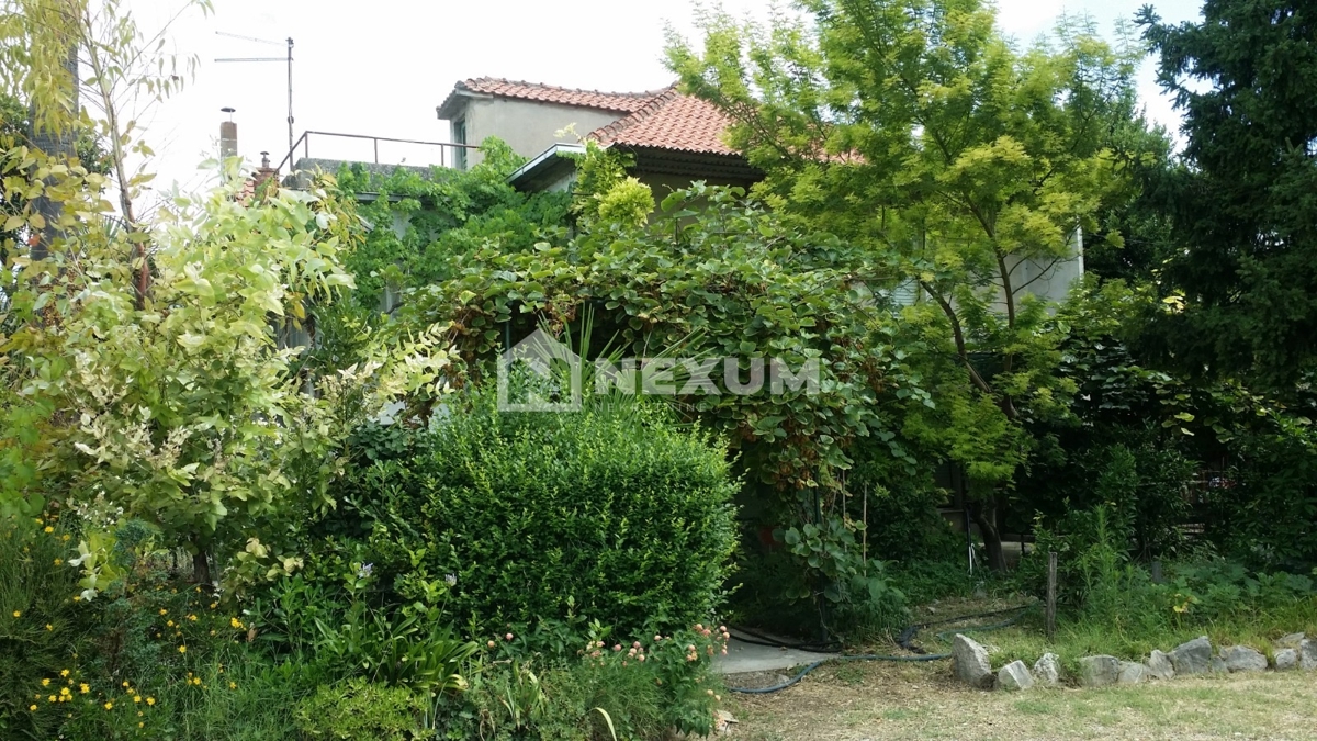 Casa In vendita - SPLITSKO-DALMATINSKA KAŠTELA