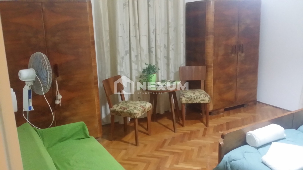 Casa In vendita - SPLITSKO-DALMATINSKA KAŠTELA