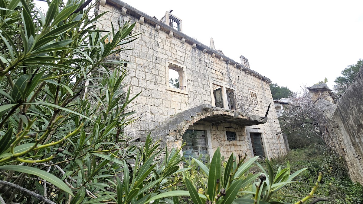 House For sale - SPLITSKO-DALMATINSKA BRAČ
