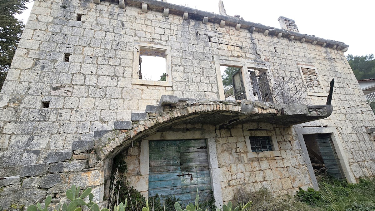 House For sale - SPLITSKO-DALMATINSKA BRAČ