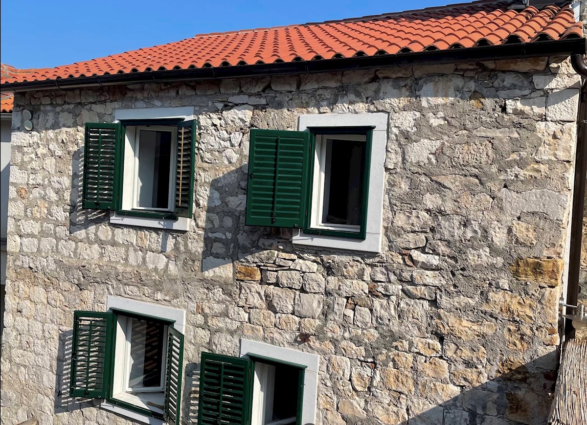 Apartment Zu verkaufen - SPLITSKO-DALMATINSKA HVAR