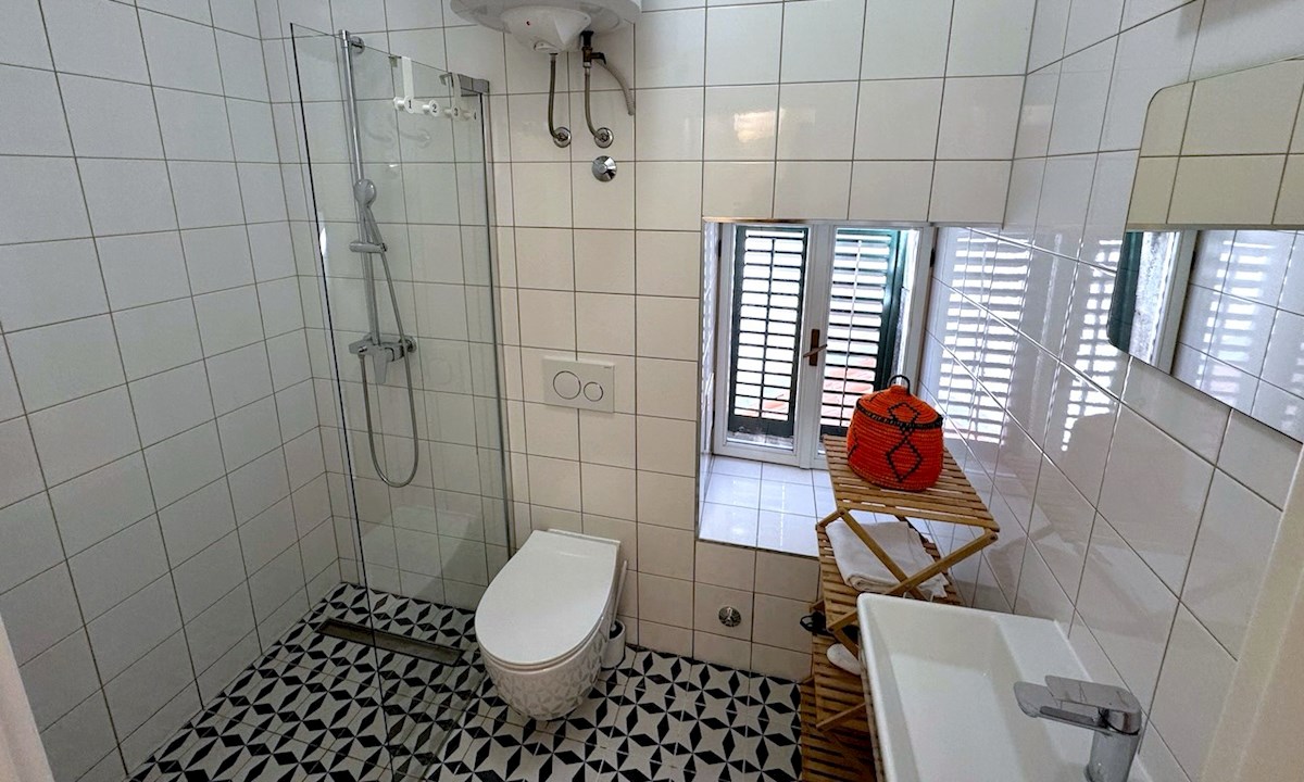Apartment Zu verkaufen - SPLITSKO-DALMATINSKA HVAR