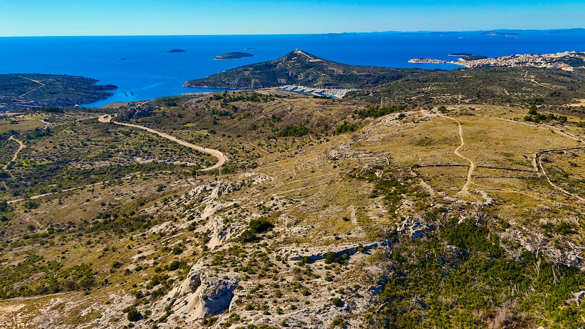 Pozemok Na predaj - ŠIBENSKO-KNINSKA PRIMOŠTEN