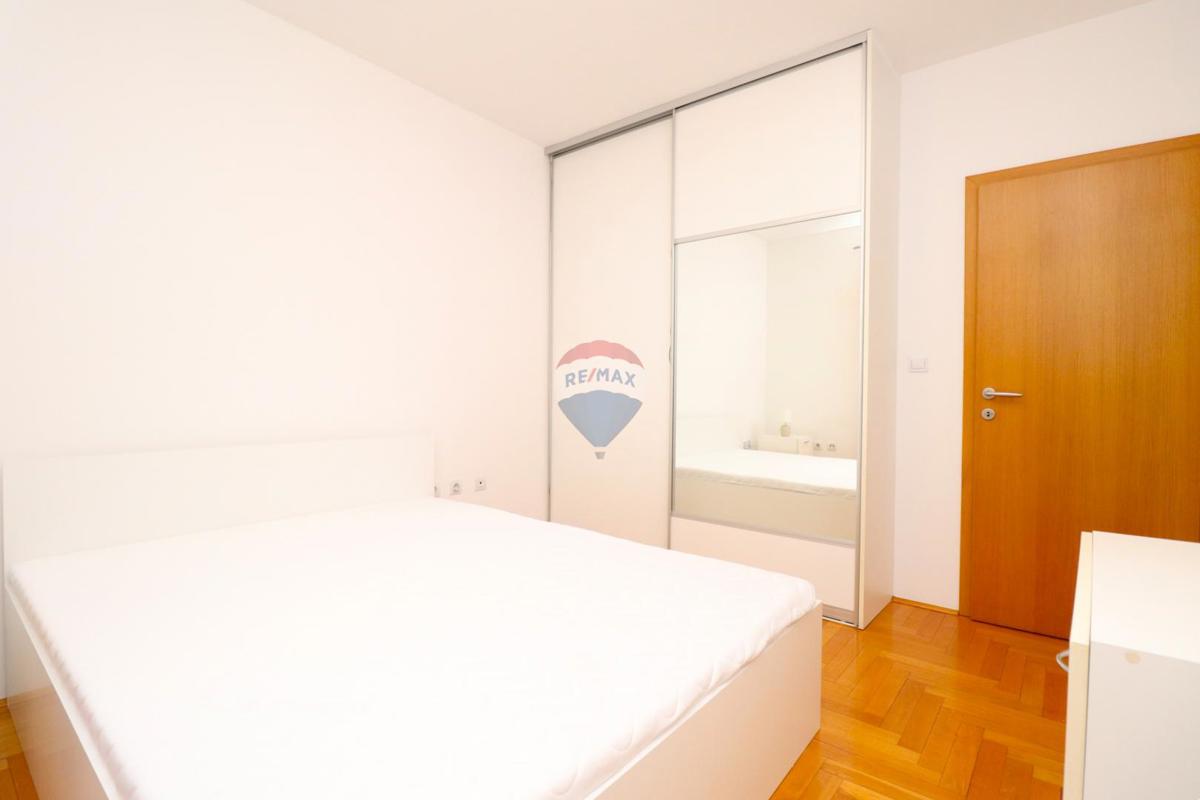 Appartement À louer - Grad Zagreb Zagreb - foto 2/14