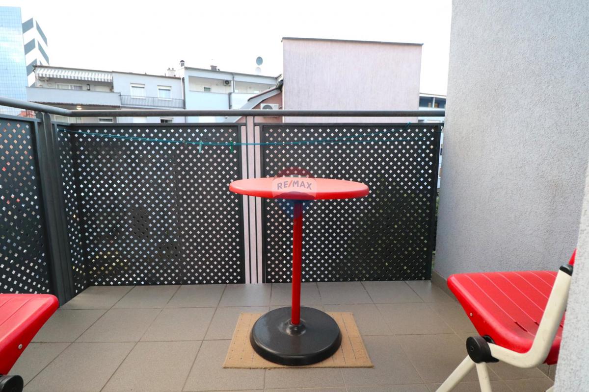 Appartement À louer - GRAD ZAGREB ZAGREB