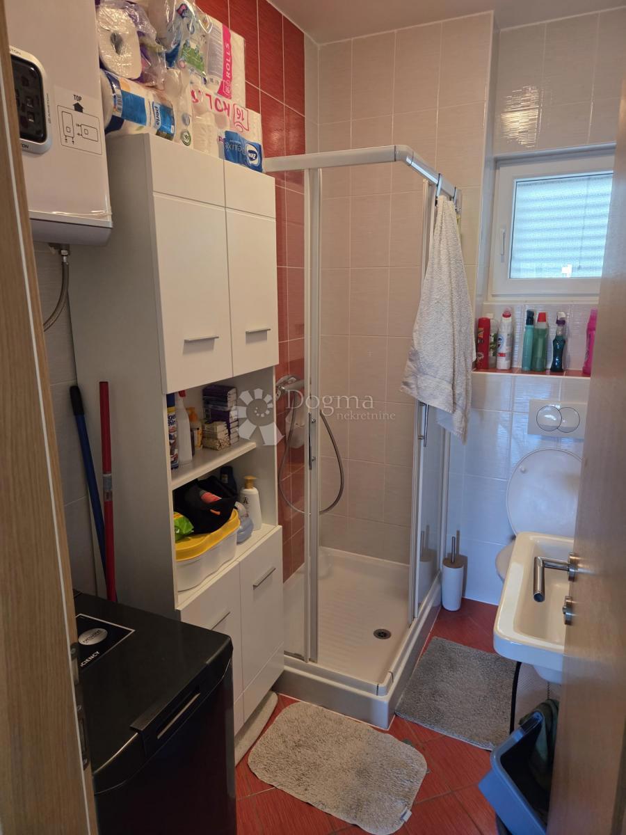 Flat For sale - ZADARSKA PAKOŠTANE