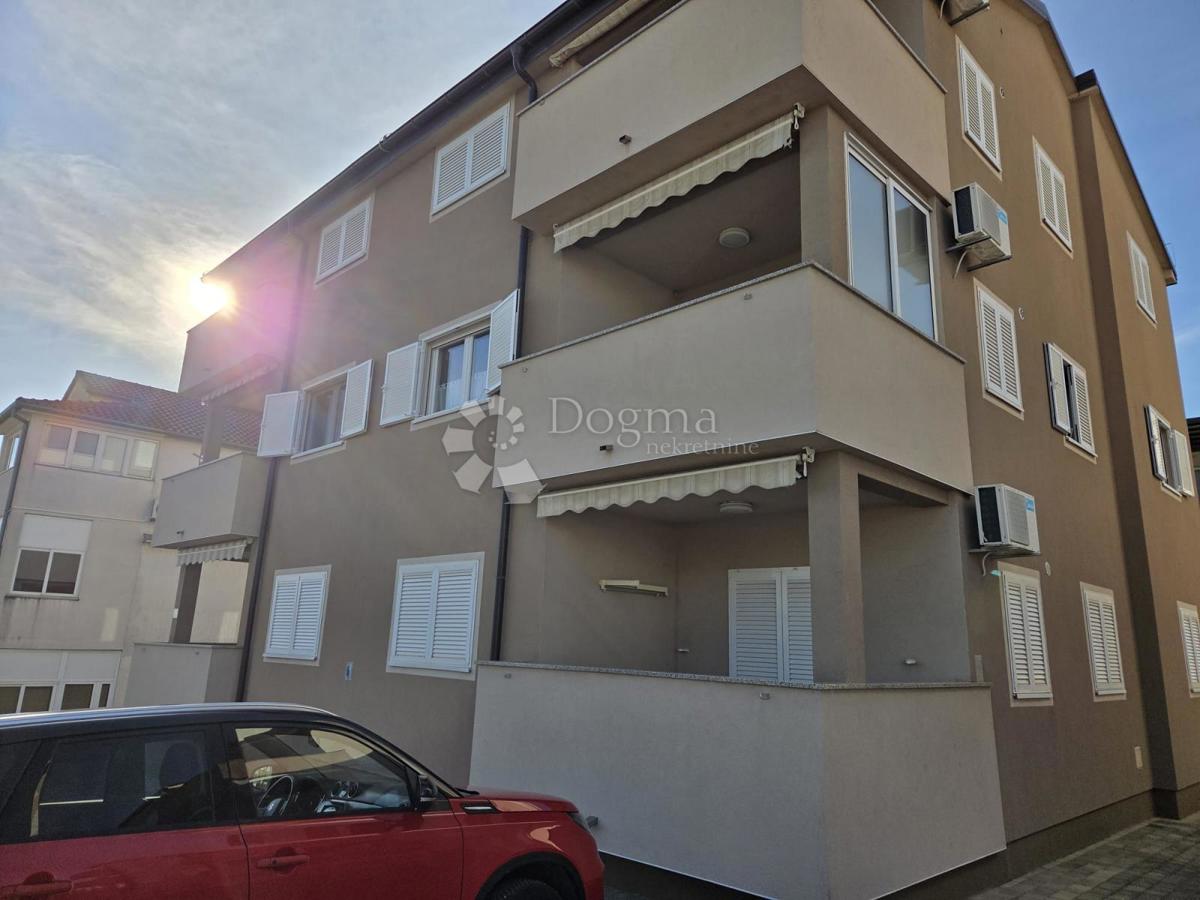 Flat For sale - ZADARSKA PAKOŠTANE