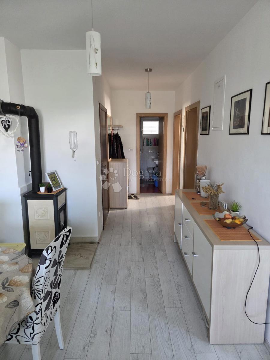 Flat For sale - ZADARSKA PAKOŠTANE
