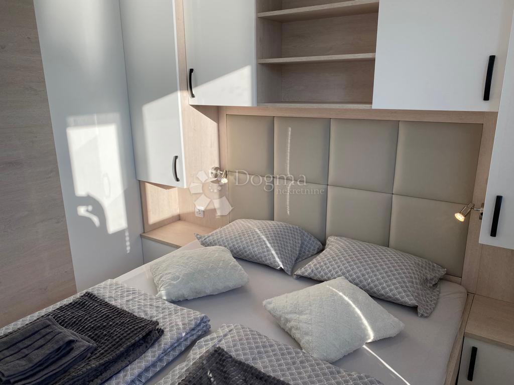 Flat For sale - ISTARSKA NOVIGRAD