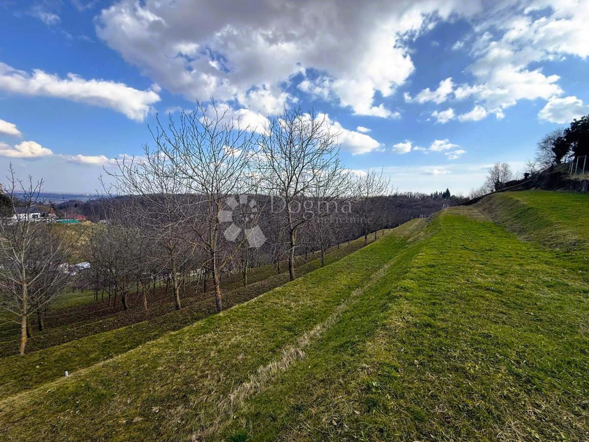 Działka Na sprzedaż - Varaždinska Vinica - foto 1/6