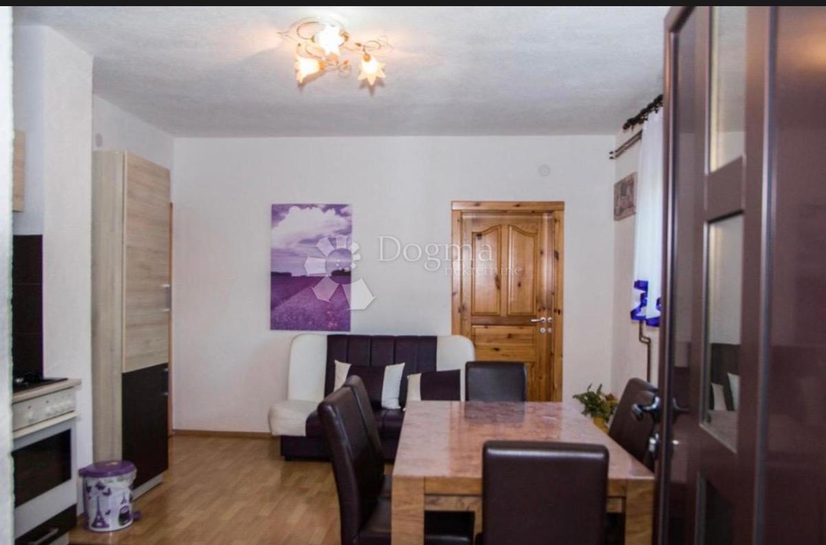 Maison À vendre - KARLOVAČKA RAKOVICA