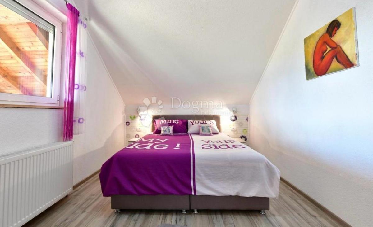 Maison À vendre - KARLOVAČKA RAKOVICA