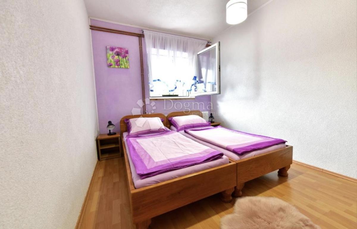 Maison À vendre - KARLOVAČKA RAKOVICA