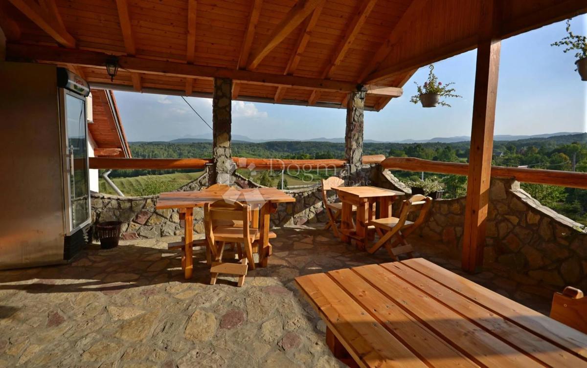 Maison À vendre - KARLOVAČKA RAKOVICA