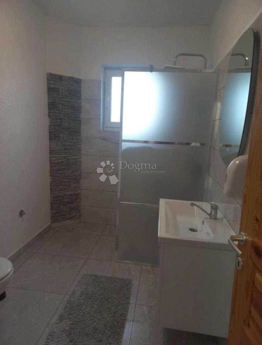 Maison À vendre - KARLOVAČKA RAKOVICA