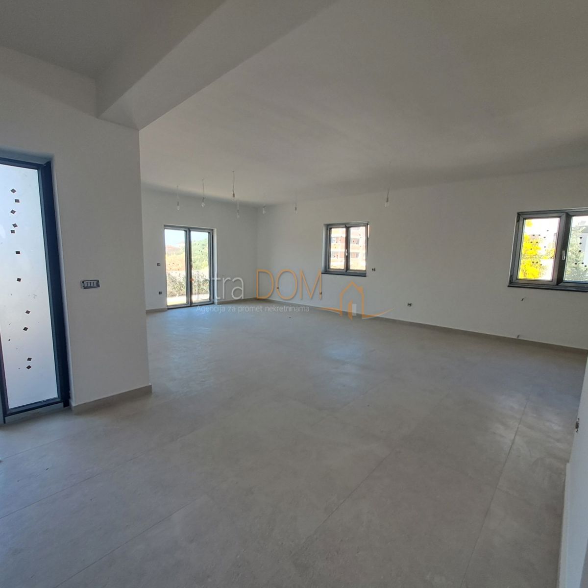 Haus Zu verkaufen - Istarska Pula - foto 1/12