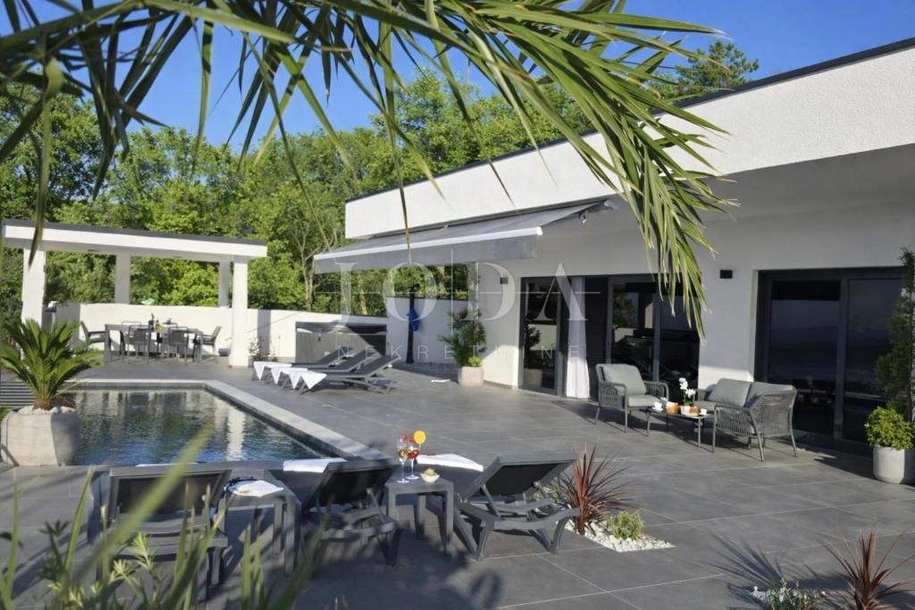 House For sale - Primorsko-goranska Crikvenica - foto 1/19