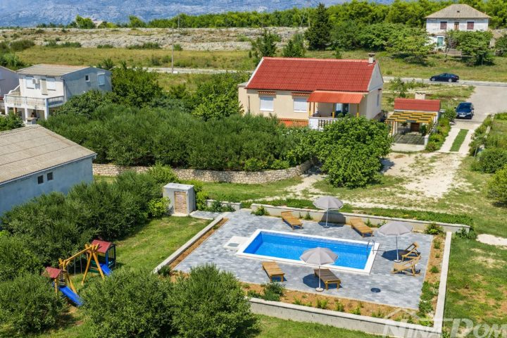 Casa in vendita 250 m² – Ražanac