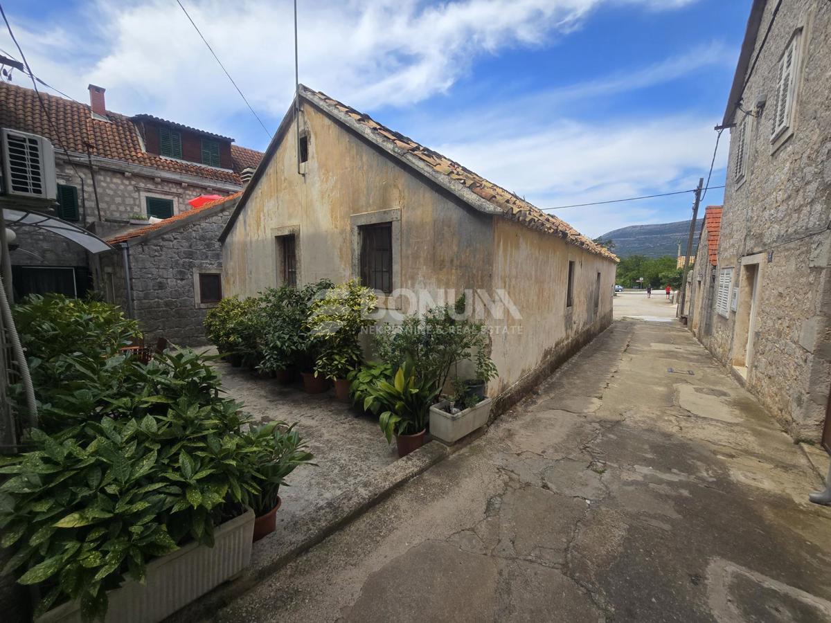 House For sale OREBIĆ