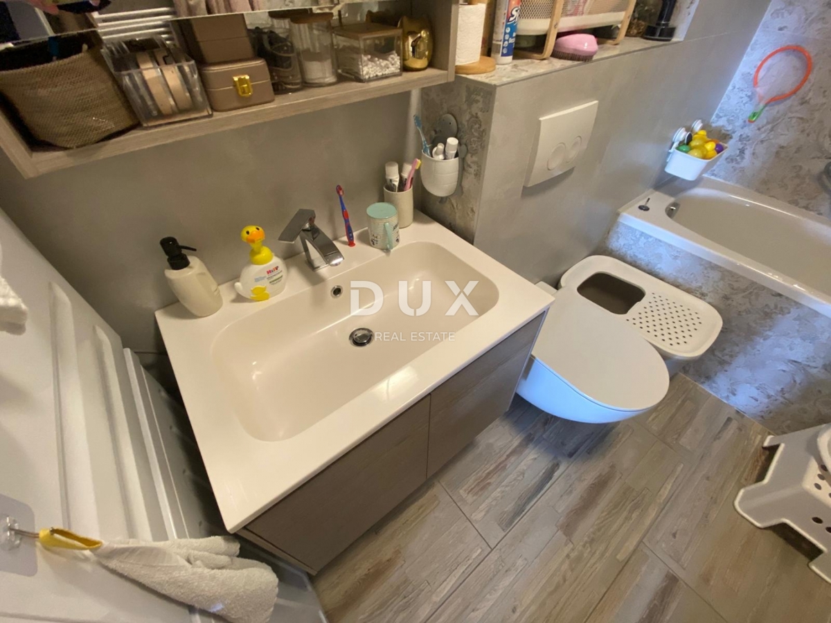 Flat For sale - PRIMORSKO-GORANSKA KASTAV