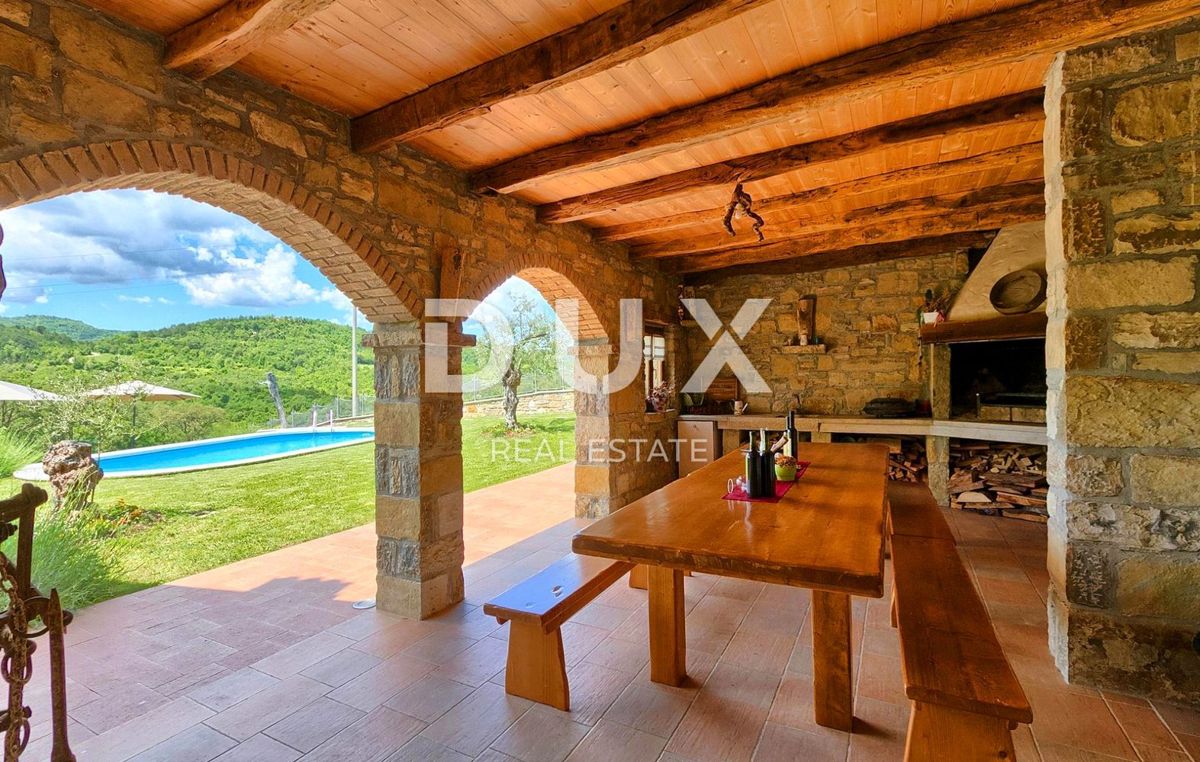 Kuća Na prodaju - ISTARSKA MOTOVUN