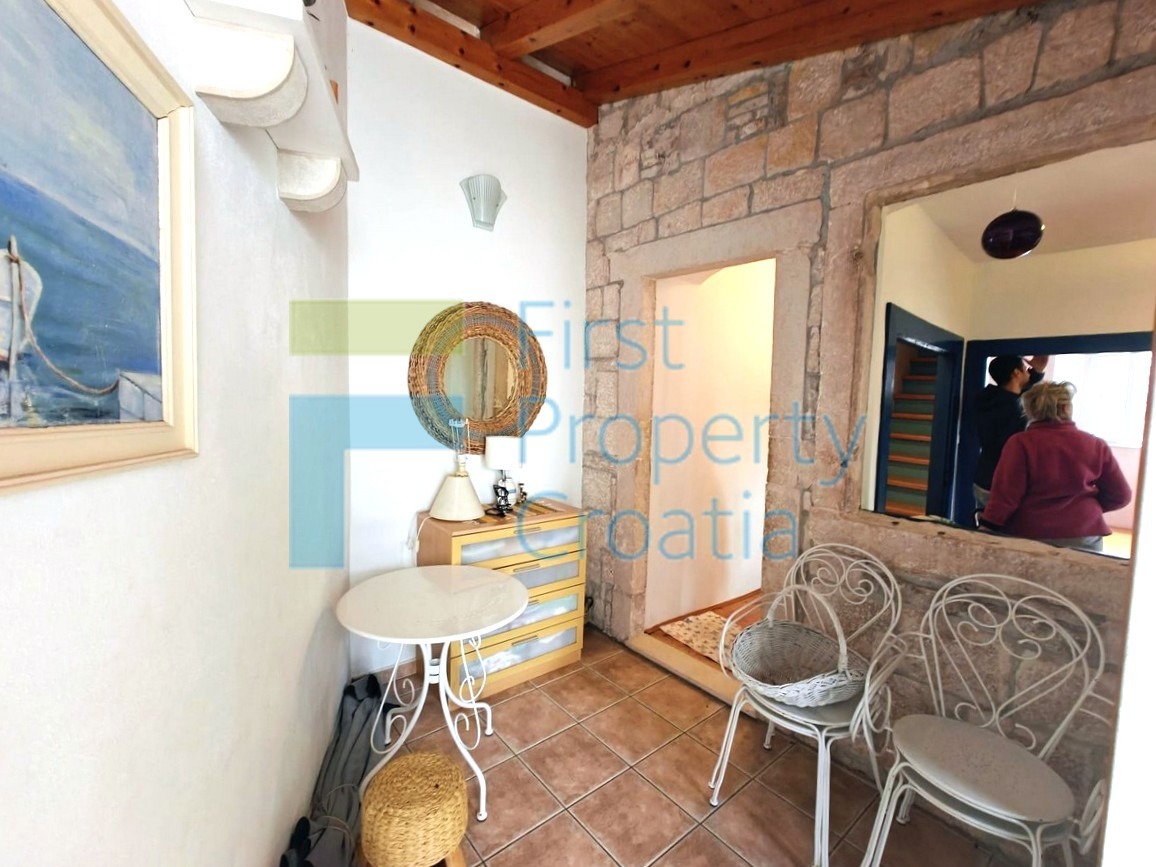 House For sale - SPLITSKO-DALMATINSKA BRAČ