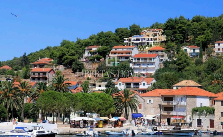 Terrain à vendre 632 m² – Jelsa