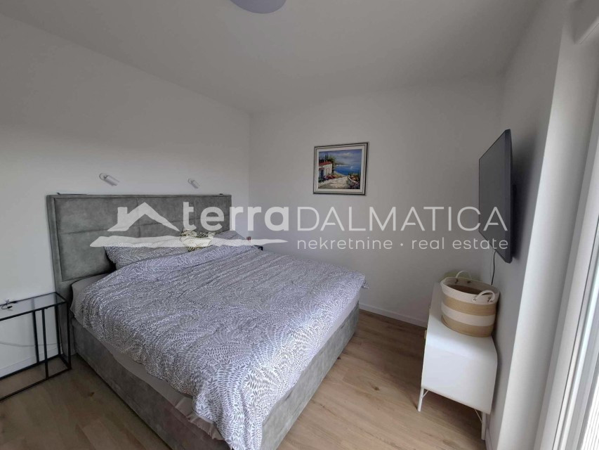 House For sale - ŠIBENSKO-KNINSKA VODICE