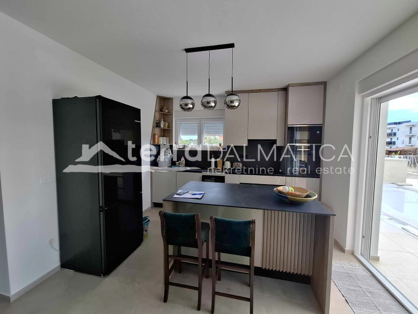 House For sale - ŠIBENSKO-KNINSKA VODICE