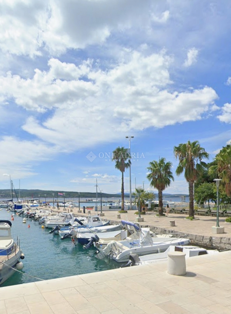 Stan Na prodaju - PRIMORSKO-GORANSKA CRIKVENICA