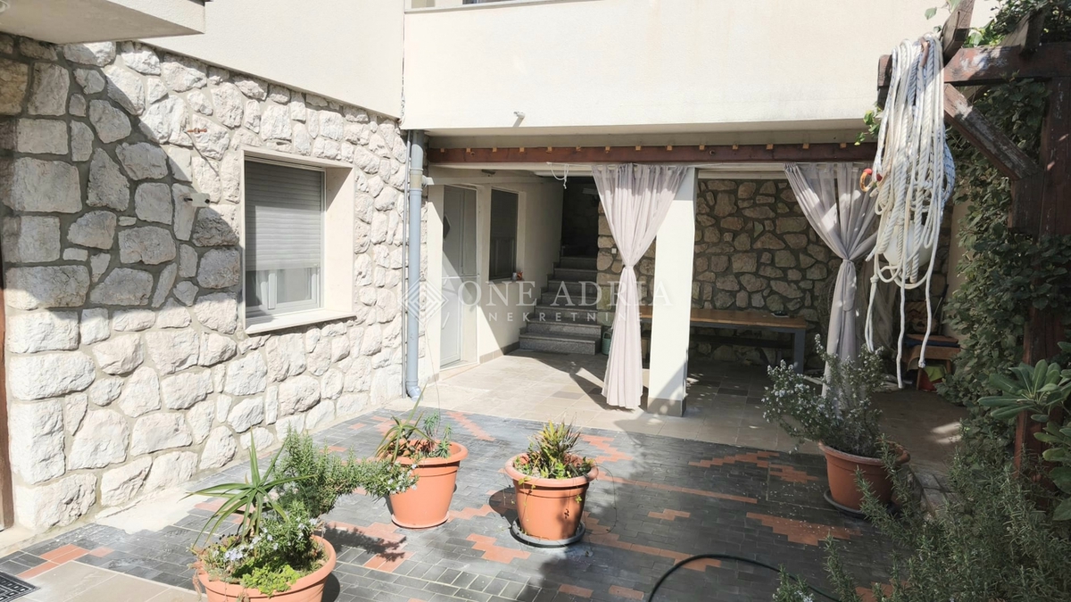 Mieszkanie Na sprzedaż - Primorsko-goranska Crikvenica - foto 2/6