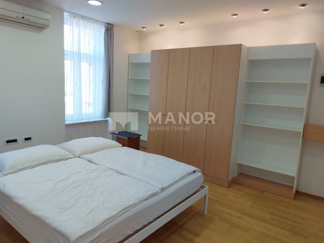 Appartement À louer - Primorsko-goranska Rijeka - foto 3/14