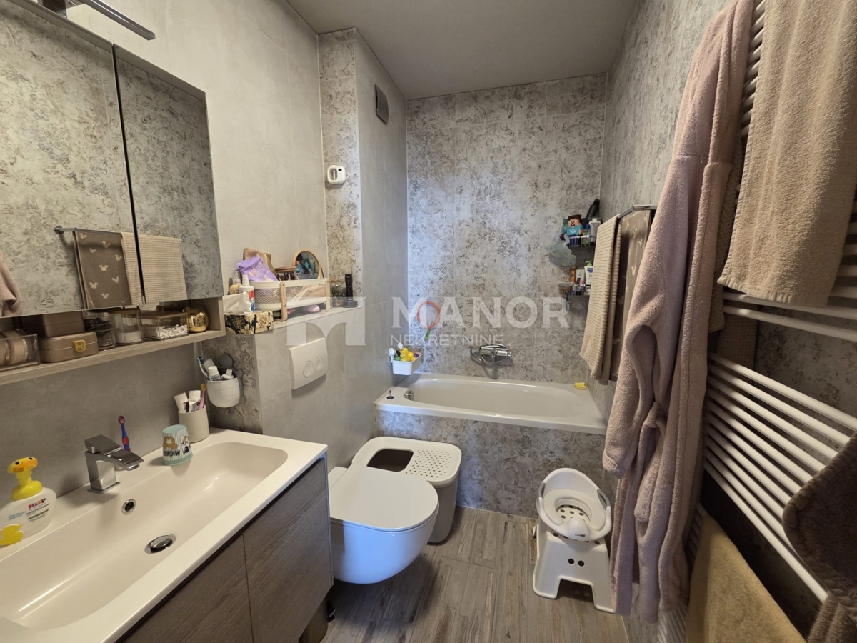 Flat For sale - PRIMORSKO-GORANSKA KASTAV