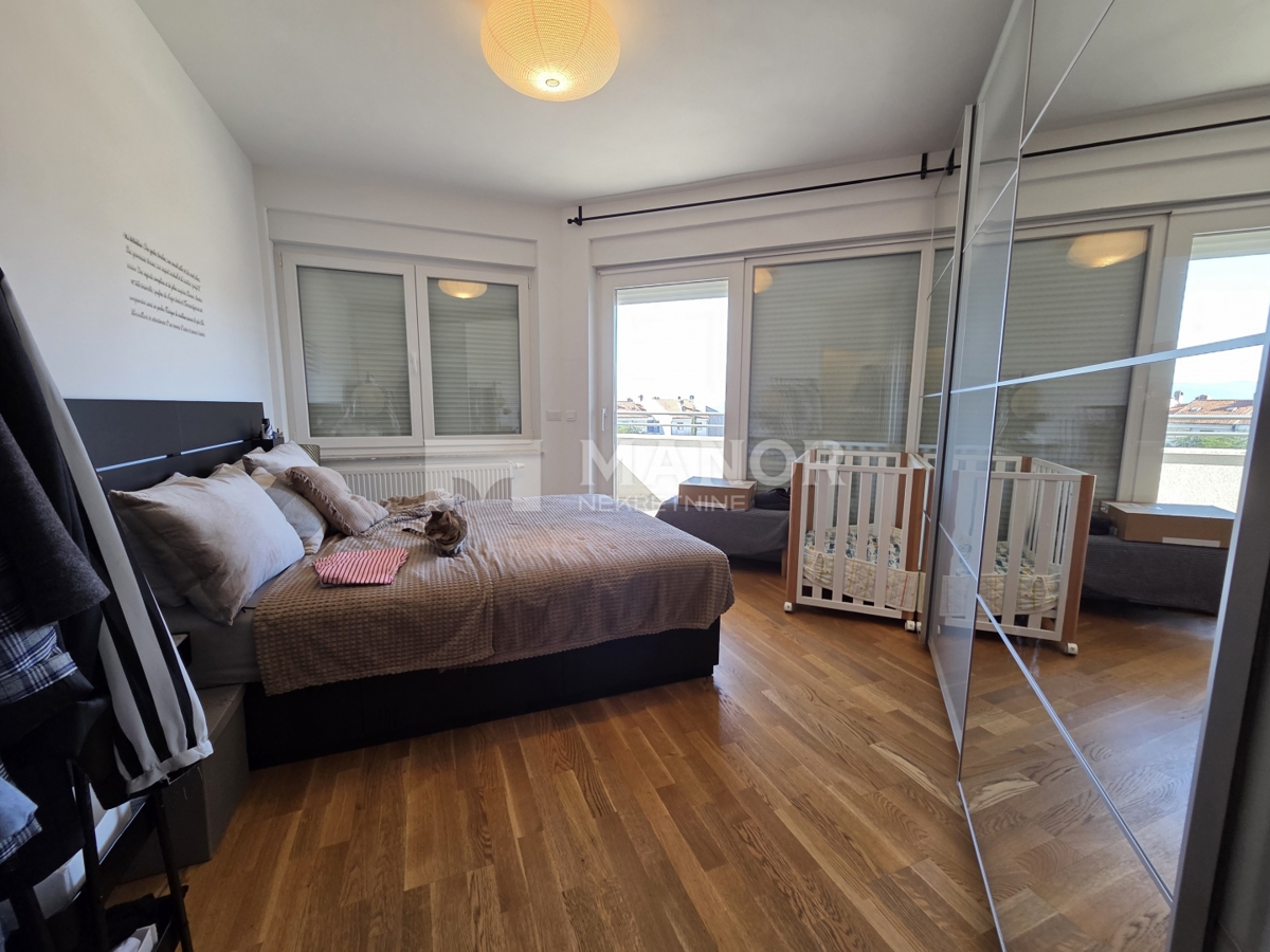 Flat For sale - PRIMORSKO-GORANSKA KASTAV