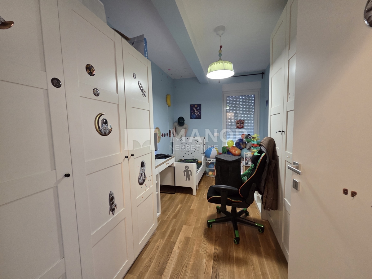 Flat For sale - PRIMORSKO-GORANSKA KASTAV