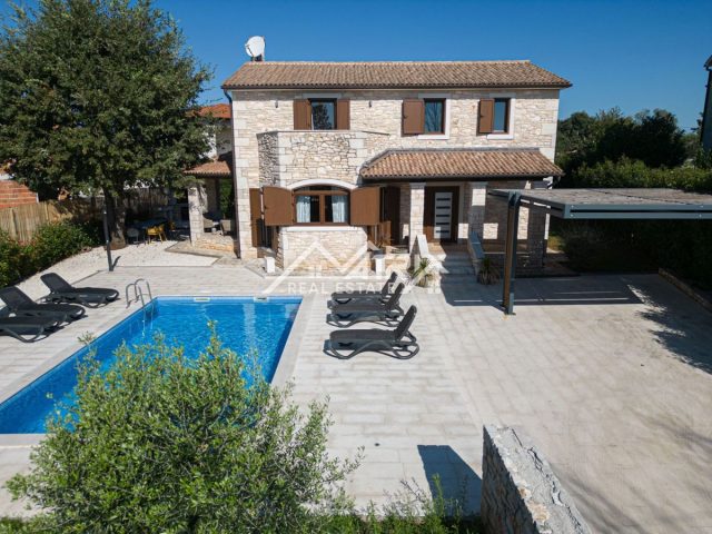 Maison à vendre 142 m² – Poreč