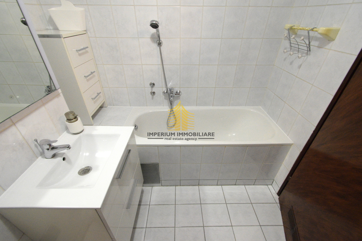Appartement À louer - GRAD ZAGREB ZAGREB