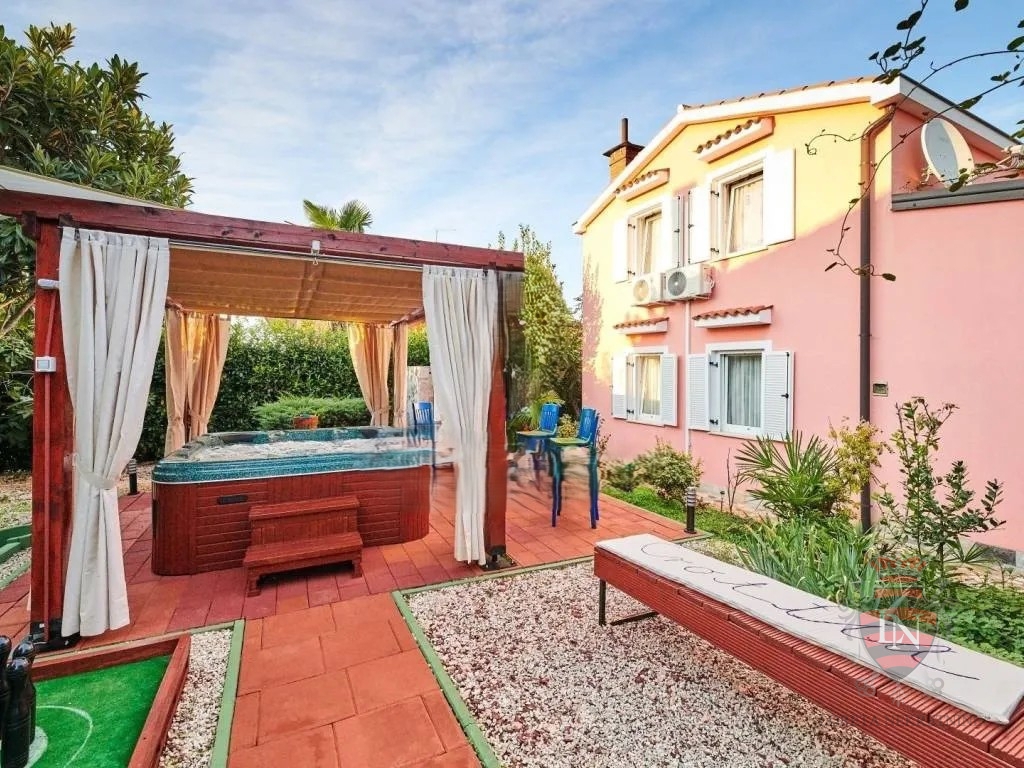 House For sale - Istarska Umag - foto 1/24