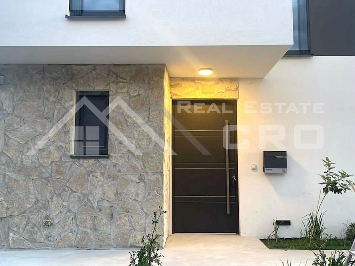 Haus Zu verkaufen - Splitsko-dalmatinska Trogir - foto 5/8
