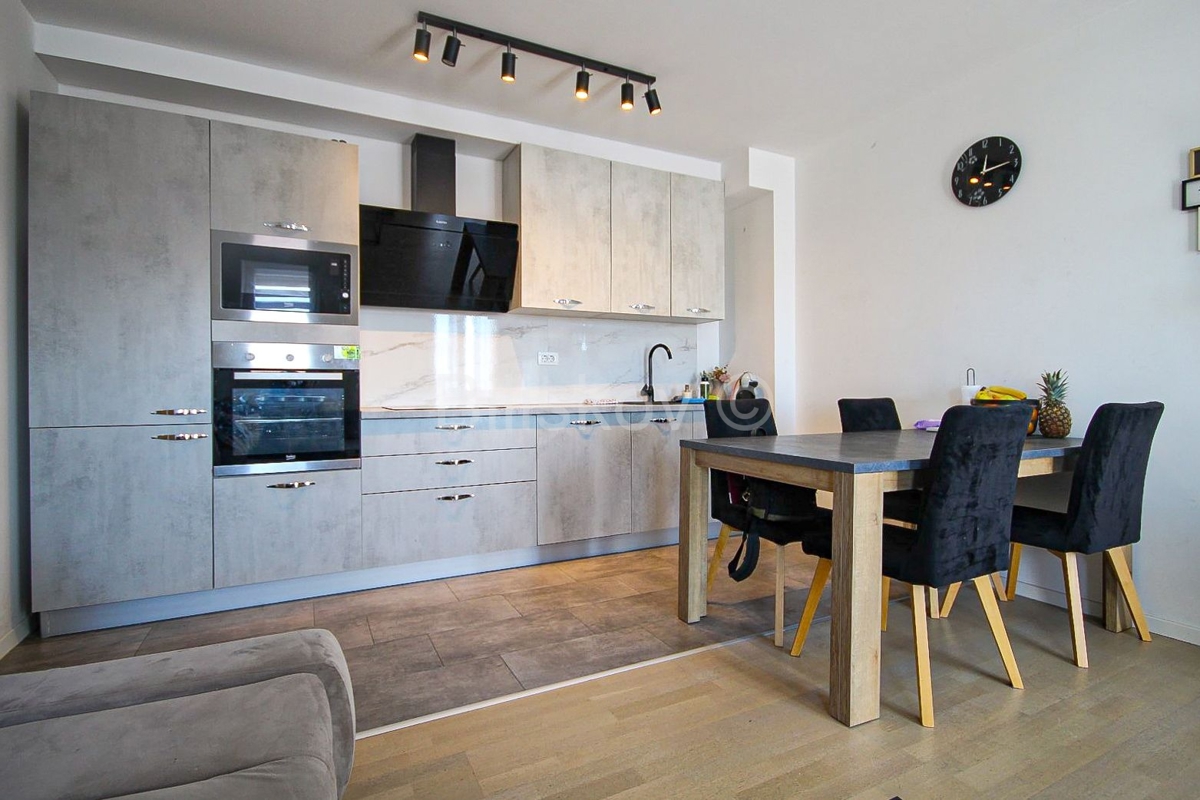 Flat For sale - SPLITSKO-DALMATINSKA SPLIT