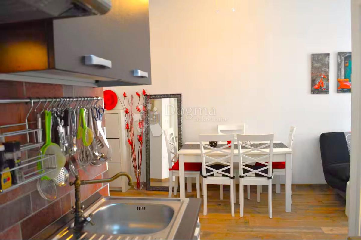 Apartment Zu verkaufen - SPLITSKO-DALMATINSKA VIS