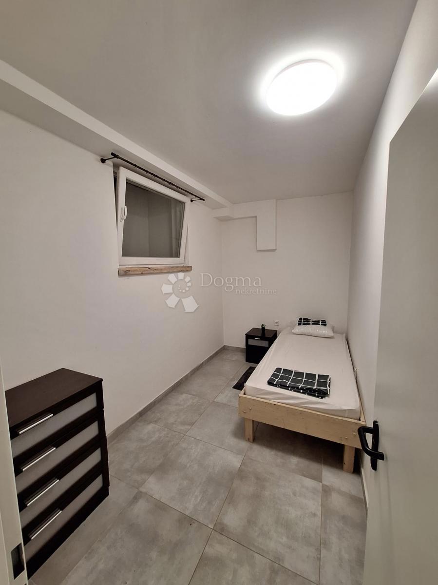 Mieszkanie Na sprzedaż - GRAD ZAGREB ZAGREB