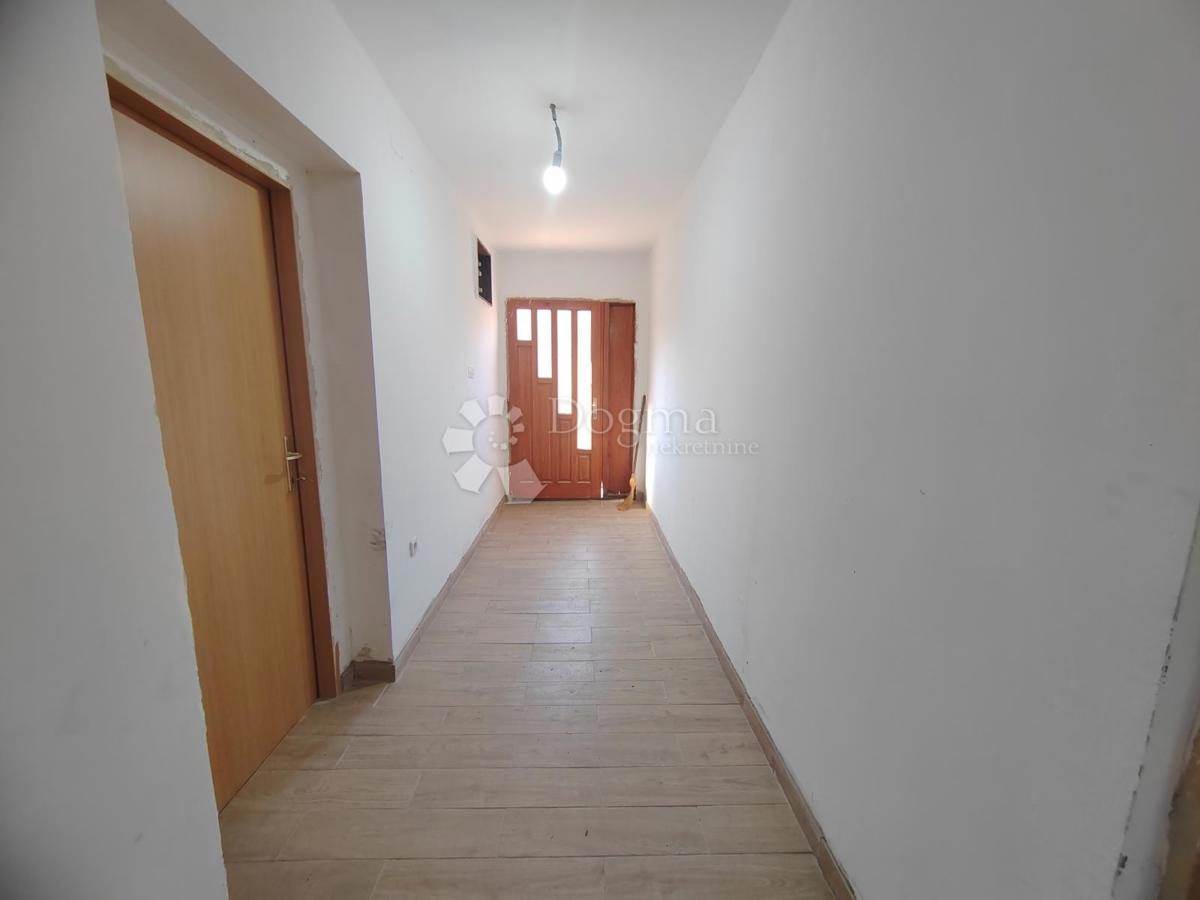 Dom Na sprzedaż - KRAPINSKO-ZAGORSKA BEDEKOVČINA