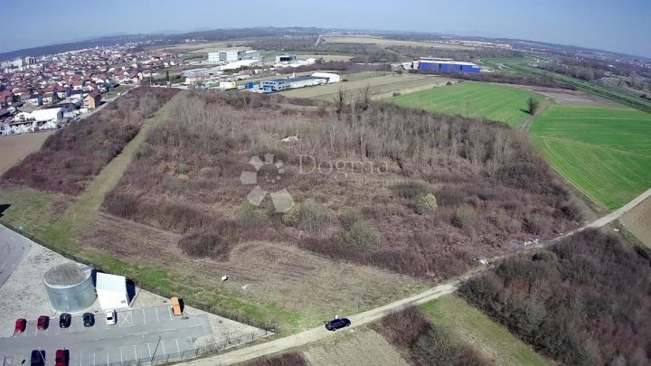 Terrain à vendre 5002 m² – Zaprešić