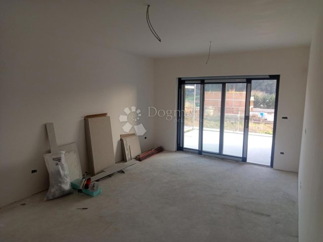 Flat for sale 120 m² – Pula