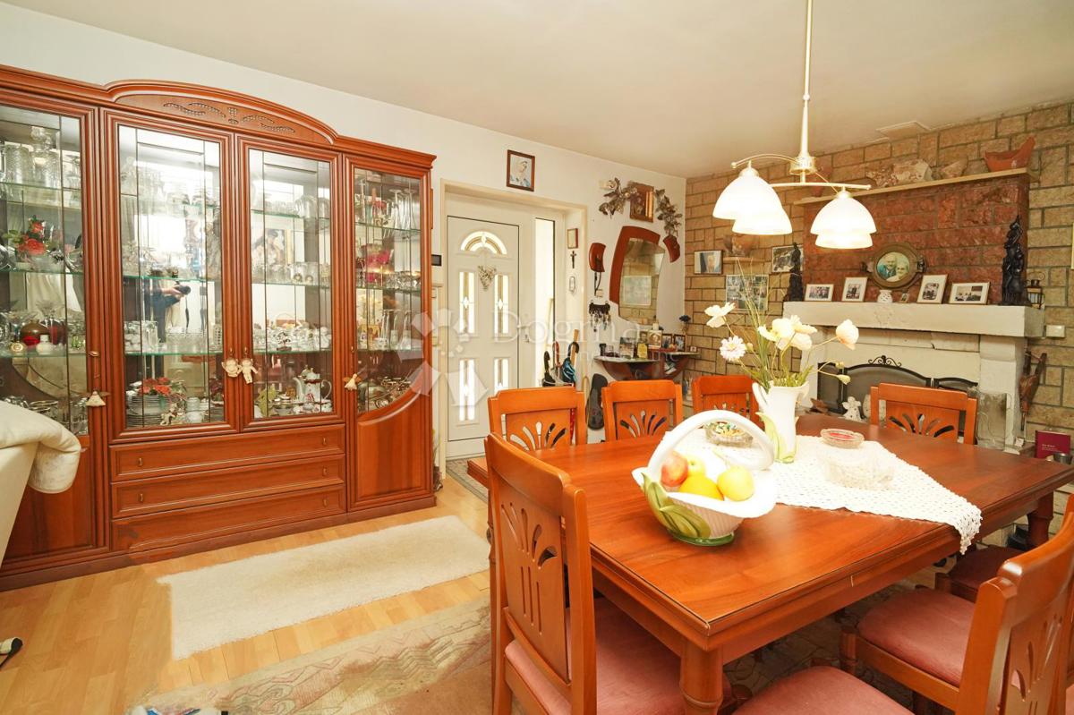 Maison À vendre - ISTARSKA TAR-VABRIGA