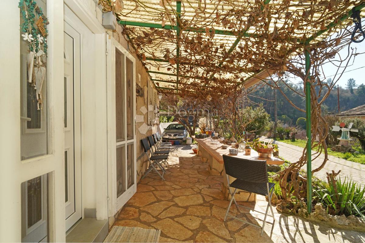 Maison À vendre - ISTARSKA TAR-VABRIGA